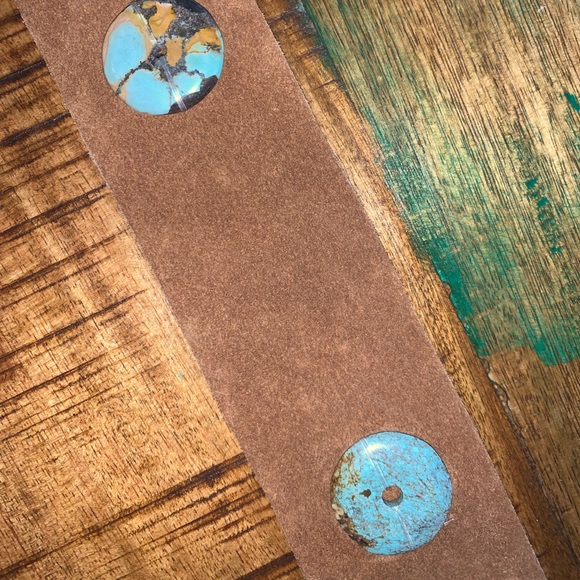 VNTG BELT. suede and turquoise tie. - Picture 7 of 10